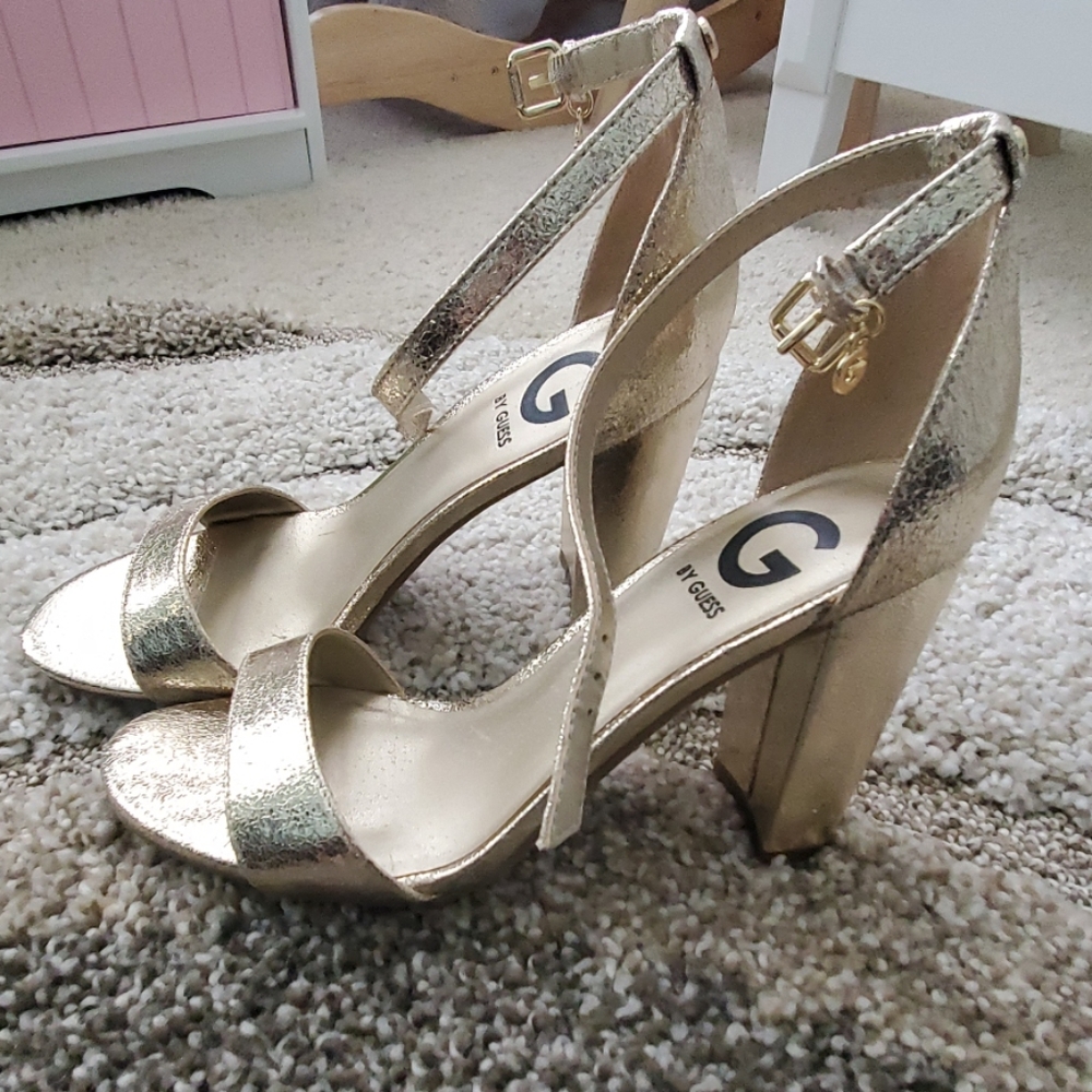 Guess gold ankle strap chunkyheels